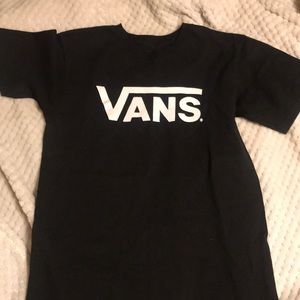 Black vans t-shirt